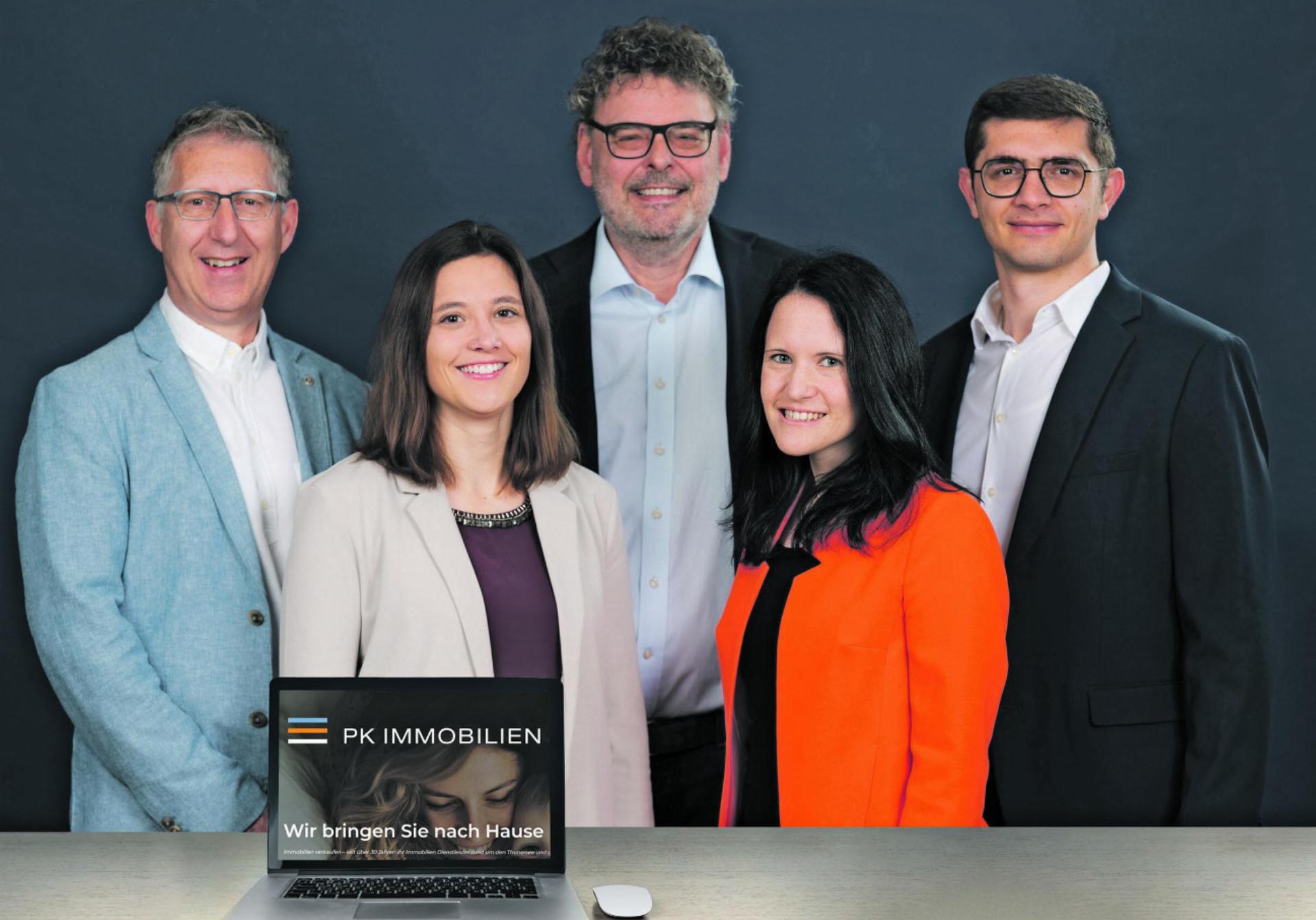 Das Team der PK Immobilien AG: (v.l.n.r.) John Zahm, Larissa Linder, Marc Zahnd, Daniela Ziegler und Arian Avdija. Bilder: zvg