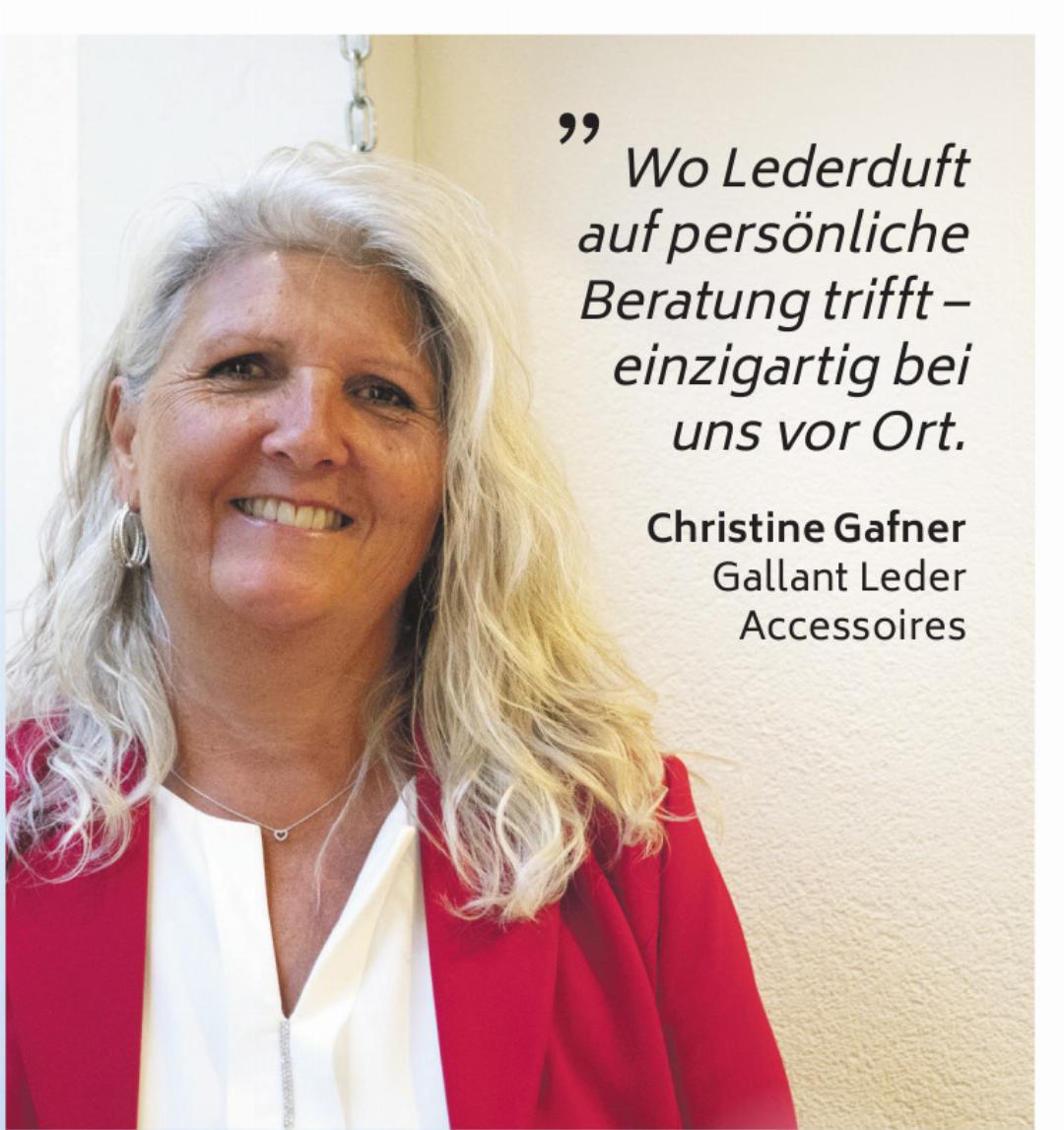 Wo Lederduft auf persönliche Beratung trifft – einzigartig bei uns vor Ort. Wo Lederduft auf persönliche Beratung trifft – einzigartig bei uns vor Ort.