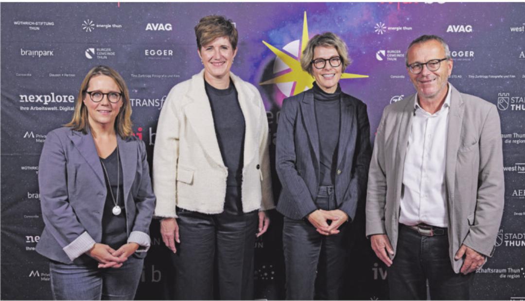 Barbara Holliger (TRANSfair), Bernadette Häfliger Berger und Ariane Rustichelli (IV-Stelle Kanton Bern), Benjamin Ritz (TRANSfair). Barbara Holliger (TRANSfair), Bernadette Häfliger Berger und Ariane Rustichelli (IV-Stelle Kanton Bern), Benjamin Ritz (TRANSfair).