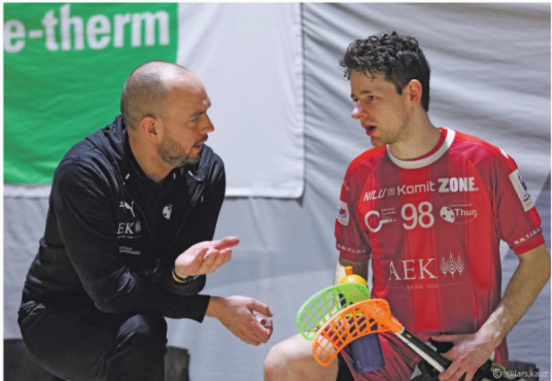 Adrian Saurer (links) im Gespräch mit Yannick Zimmermann. Adrian Saurer (links) im Gespräch mit Yannick Zimmermann.