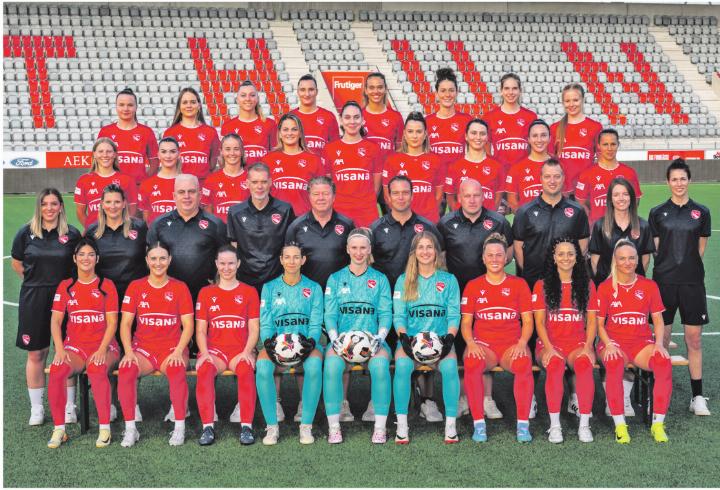 Das Frauenteam des FC Thun wartet auf den ersten Sieg. Bild: zvg