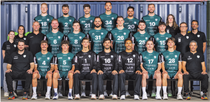 Das Team von Wacker in der Saison 2025/26. Bilder: zvg