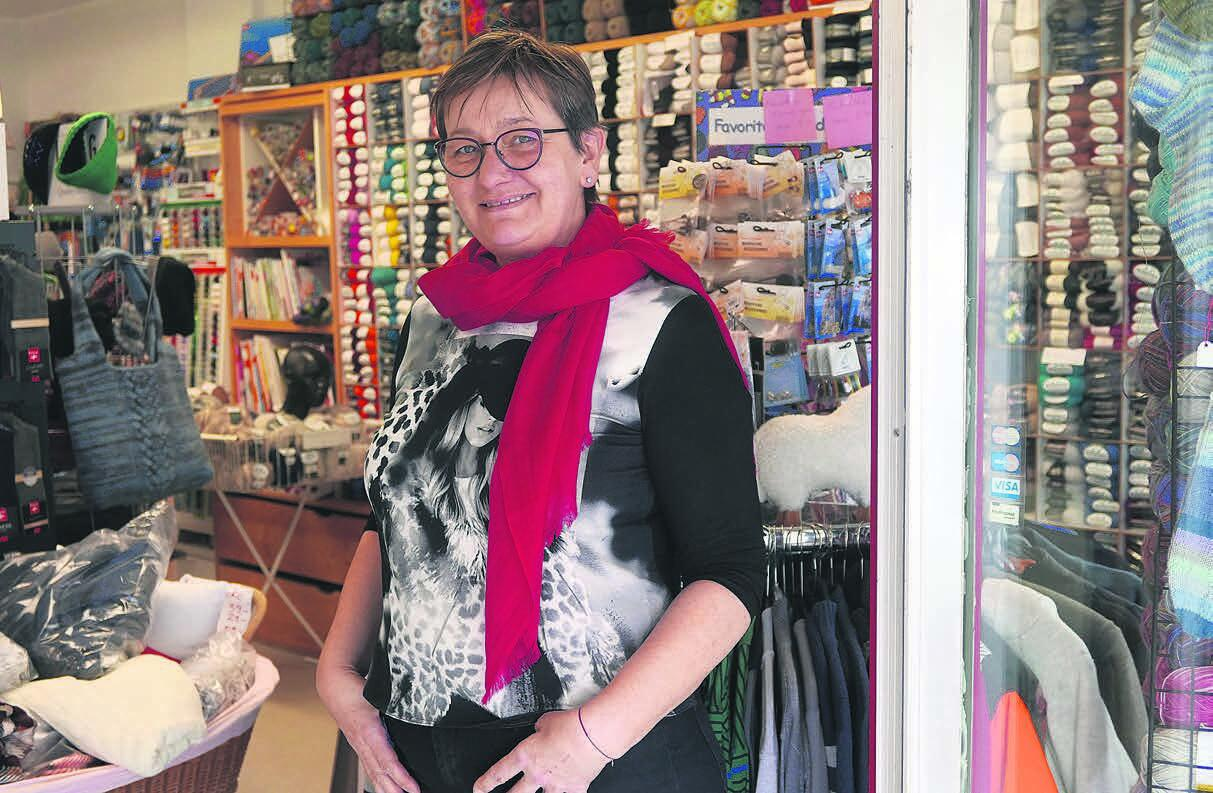 Markt Sie Sucht Ihn Aus Genthod